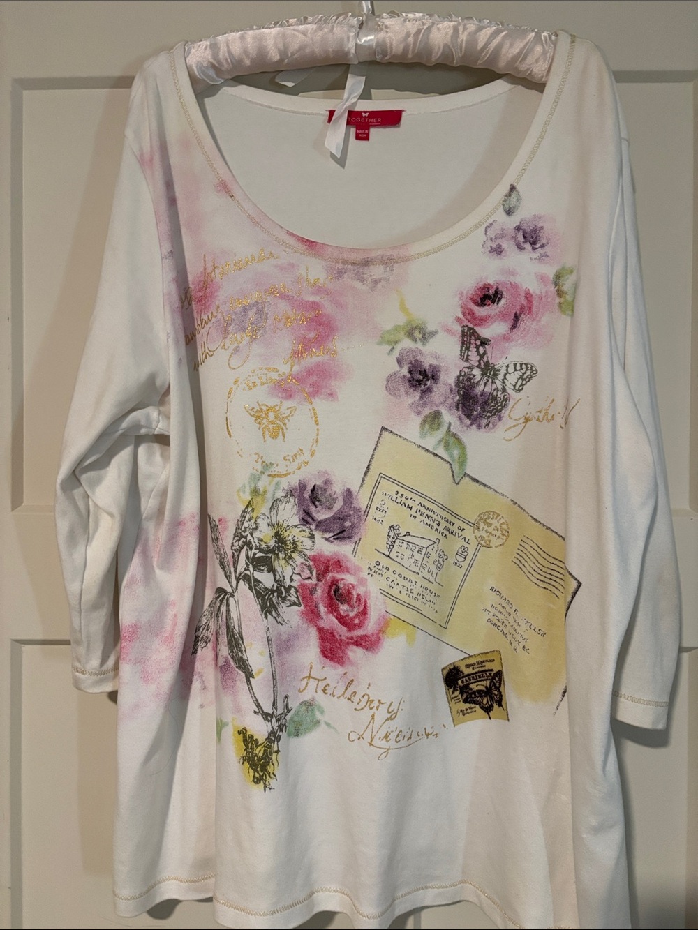 Women’s Floral Print Scoop Neck Top - White with Pink & Purple Gold Acents